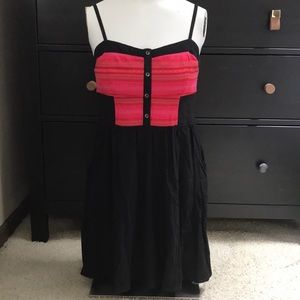 *Worn once* Express Dress with pockets